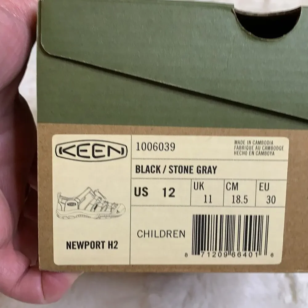 Keen black gray Newport H2 sandals size 12